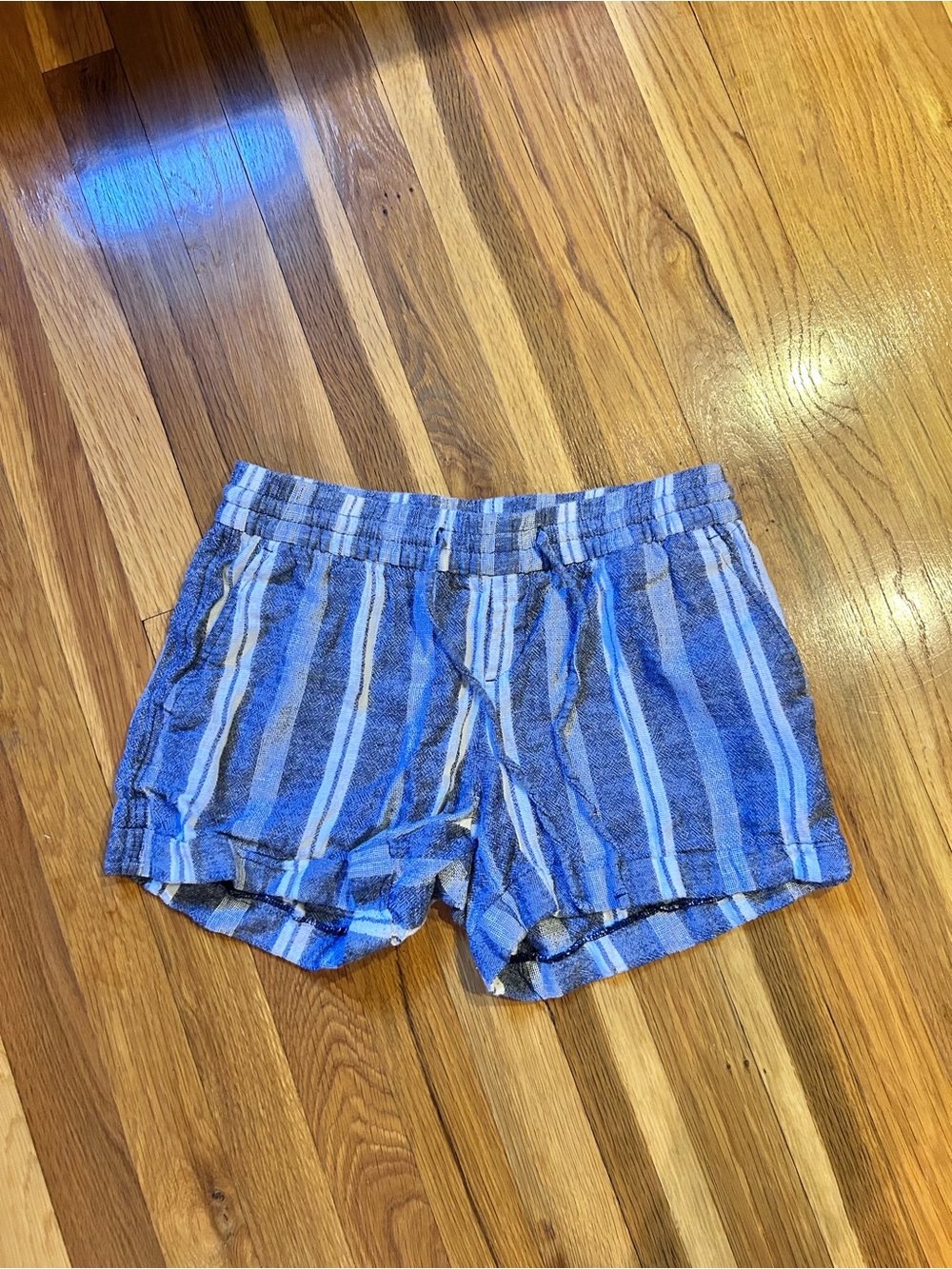 Old Navy Blue and White Striped High Waist Women’s Shorts